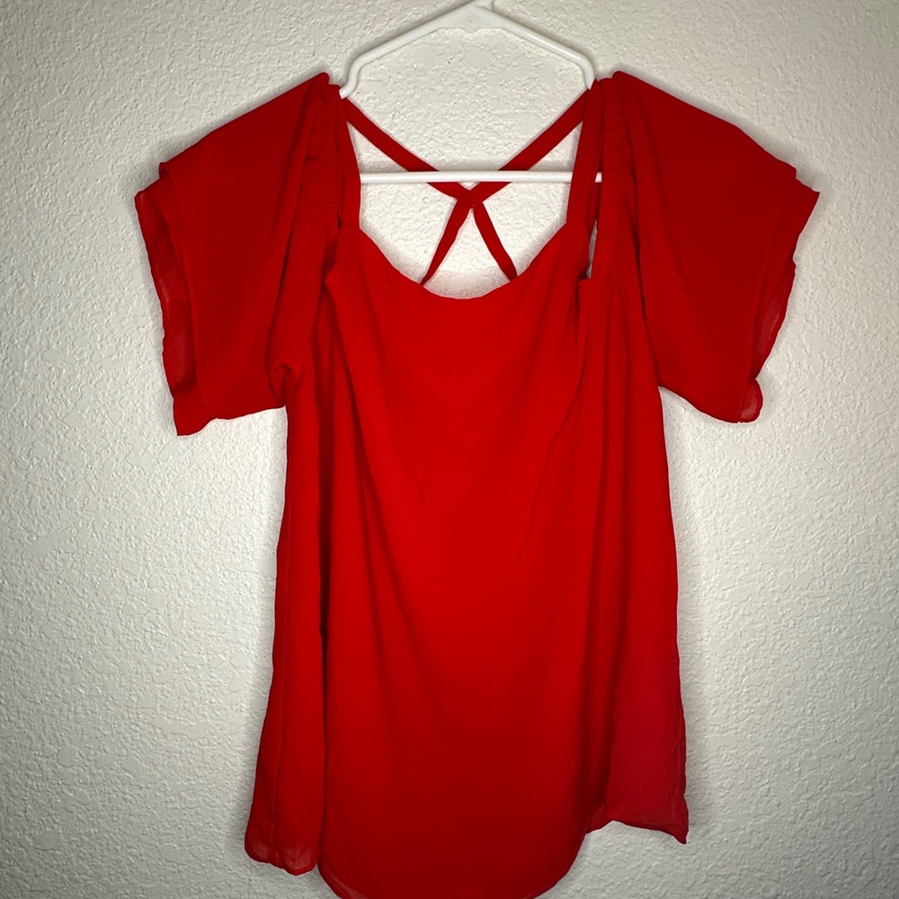 Strap + Shoulder Sleeve Red Women's Top, Size Large, Double layer